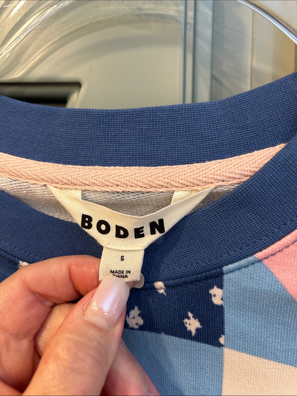 Boden Patchwork Quilt Star & Heart Sweatshirt - Picture 2 of 5